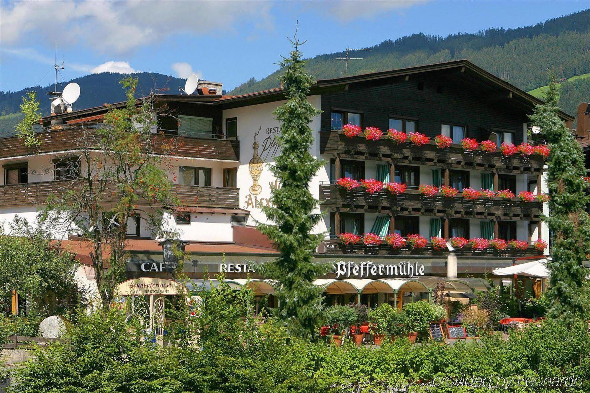 Hotel Alexander Kirchberg in Tirol Exteriör bild